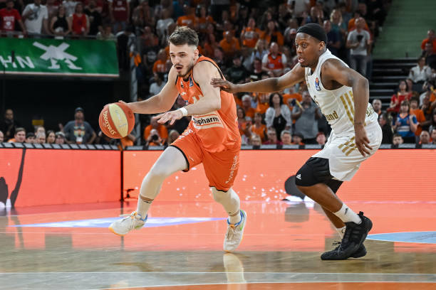 在这样的关 在这样的关