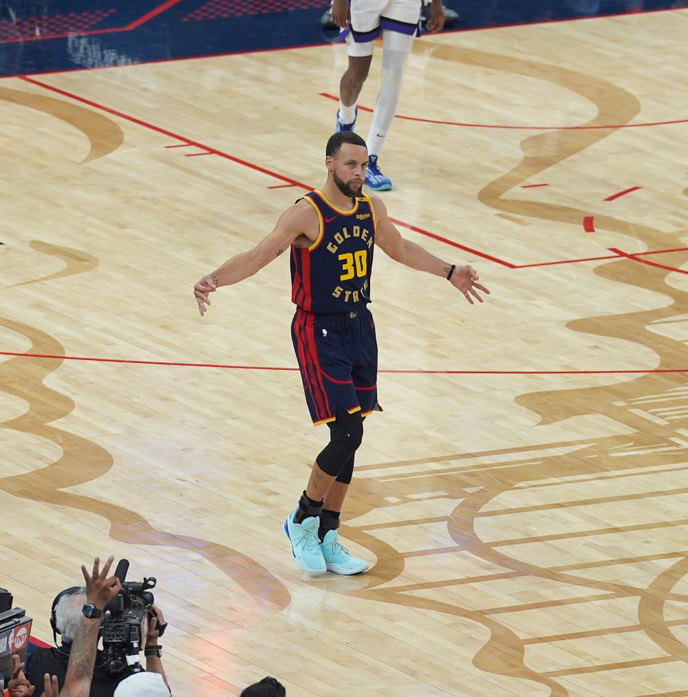 压制关键球 压制关键球