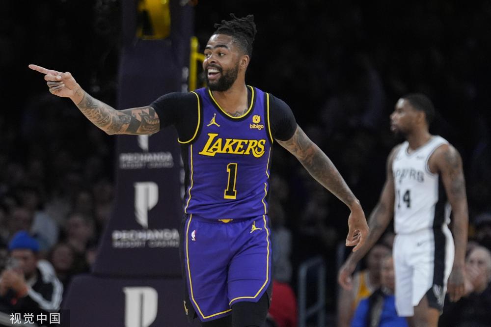 中挺身而出 中挺身而出