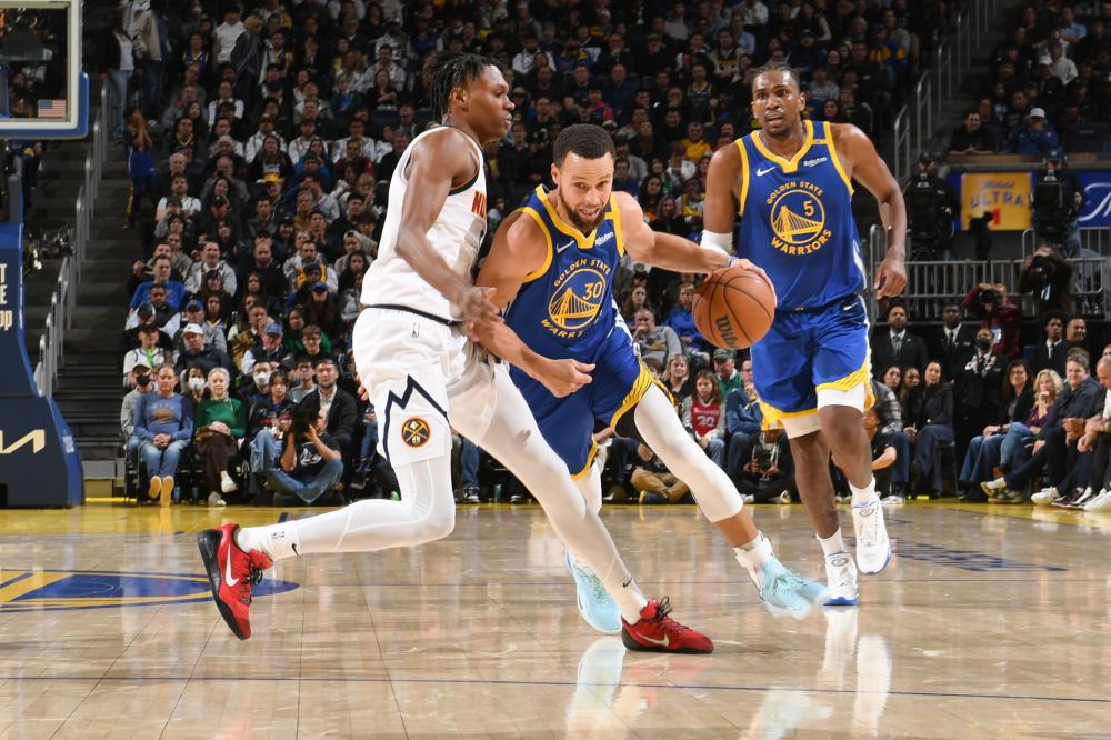 瞬息万变的 瞬息万变的