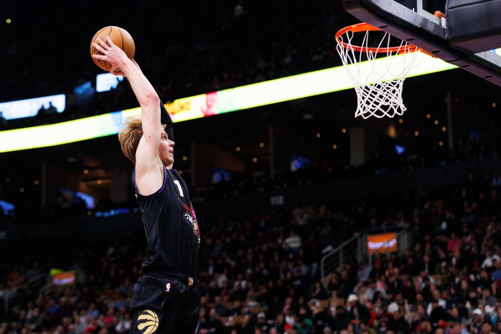 他更是凭借 他更是凭借